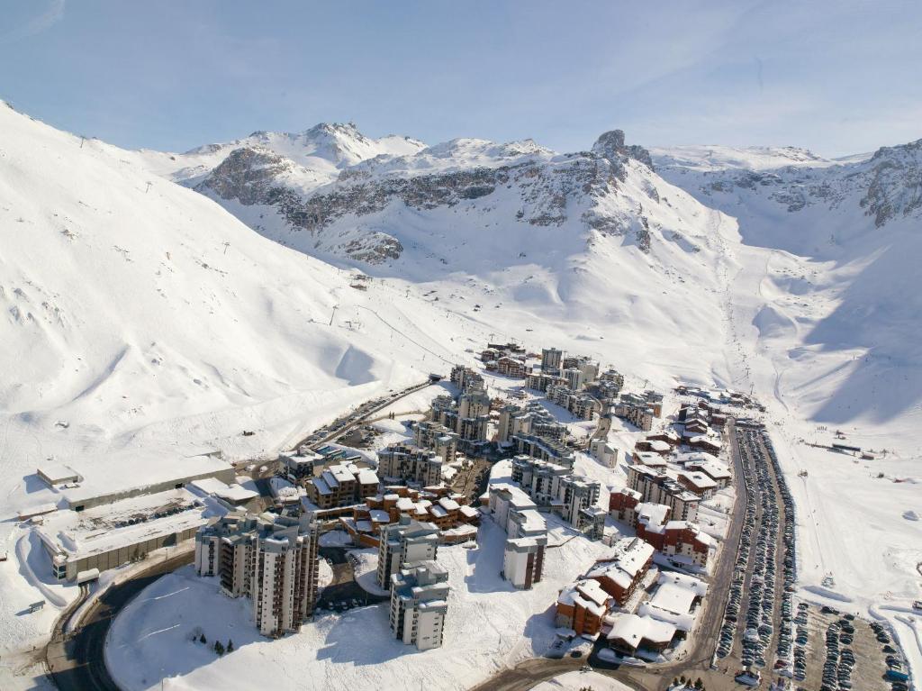 Hotel Cgh L'Ecrin Du Val Claret Val-dʼIsère Exterior foto